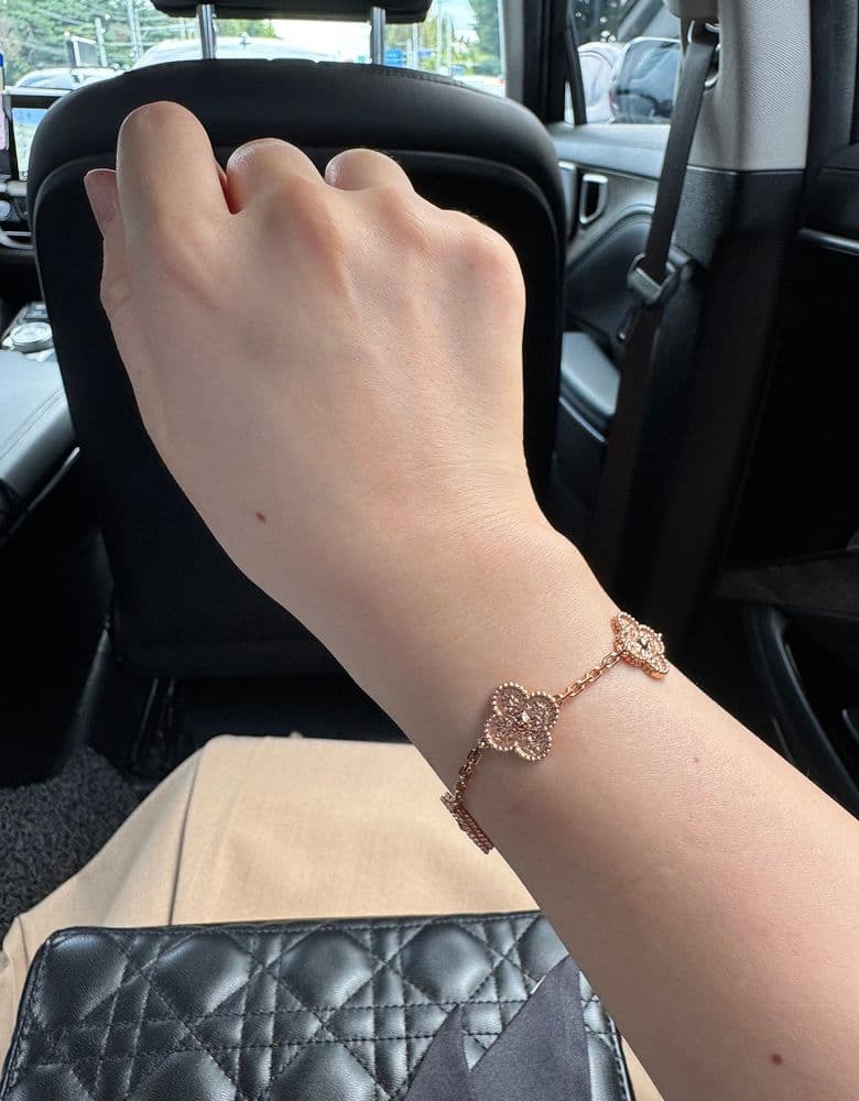 Van Cleef Vintage Alhambra 5 Motif, Hammered Gold