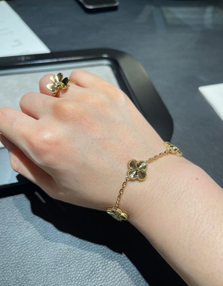 반클리프 빈티지다이아 옐로우 골드&기요세 팔찌 옐로우 골드