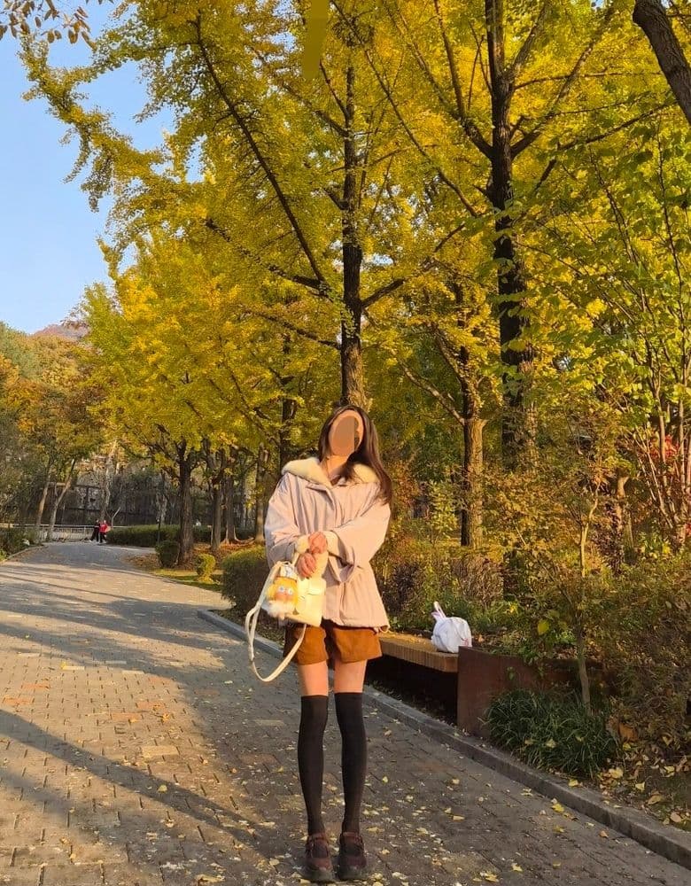 Delvaux Brilliant in various colors: a style showcase & a glimpse of Chanel's iconic red bag.