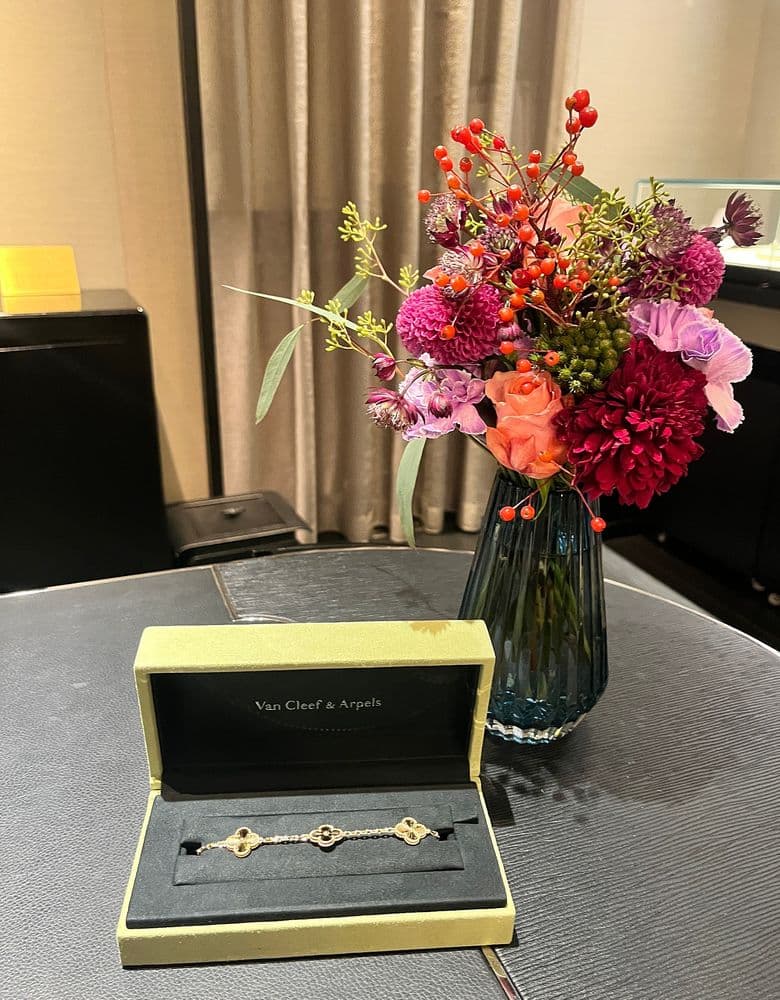 반클리프 기요세 팔찌