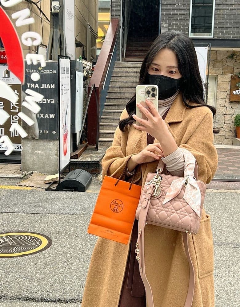 에르메스 팝아슈 귀걸이 로즈드라제 