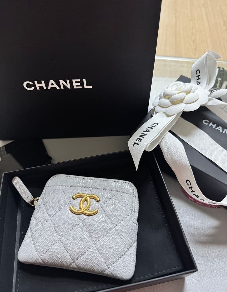 Chanel cardholder