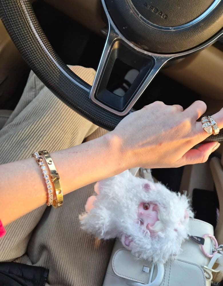 Bvlgari Serpenti ring, a stunning combination of diamonds and mother-of-pearl.