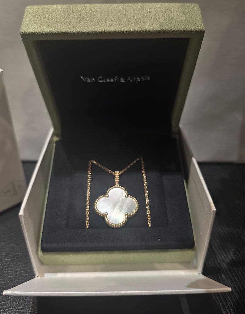 Van Cleef & Arpels Magic Alhambra Yellow Gold