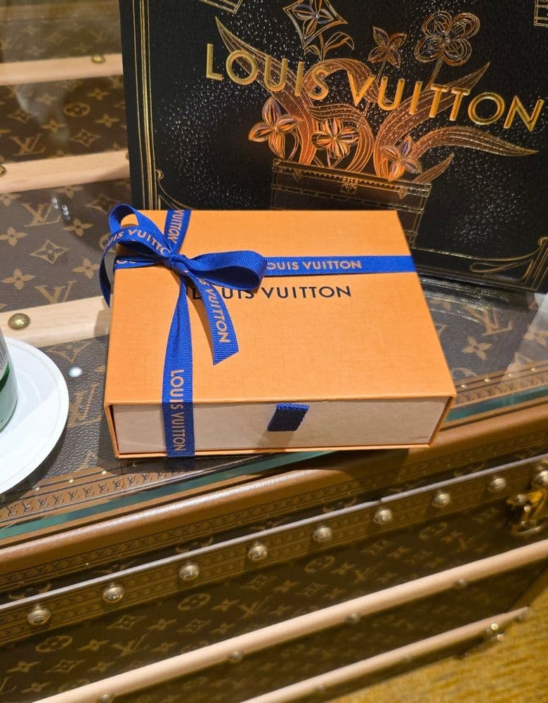 Louis Vuitton Christmas Vivienne Wallet (Limited Edition Holiday Item)