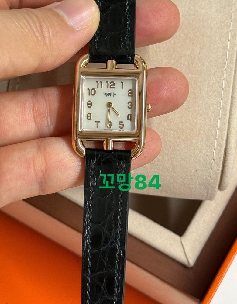 Hermès Cape Cod watch