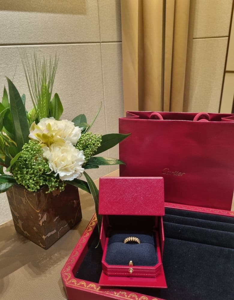 까르띠에 클래쉬링 옐골 