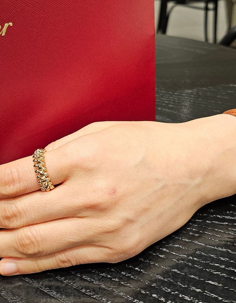 까르띠에 탱크루이 옐골