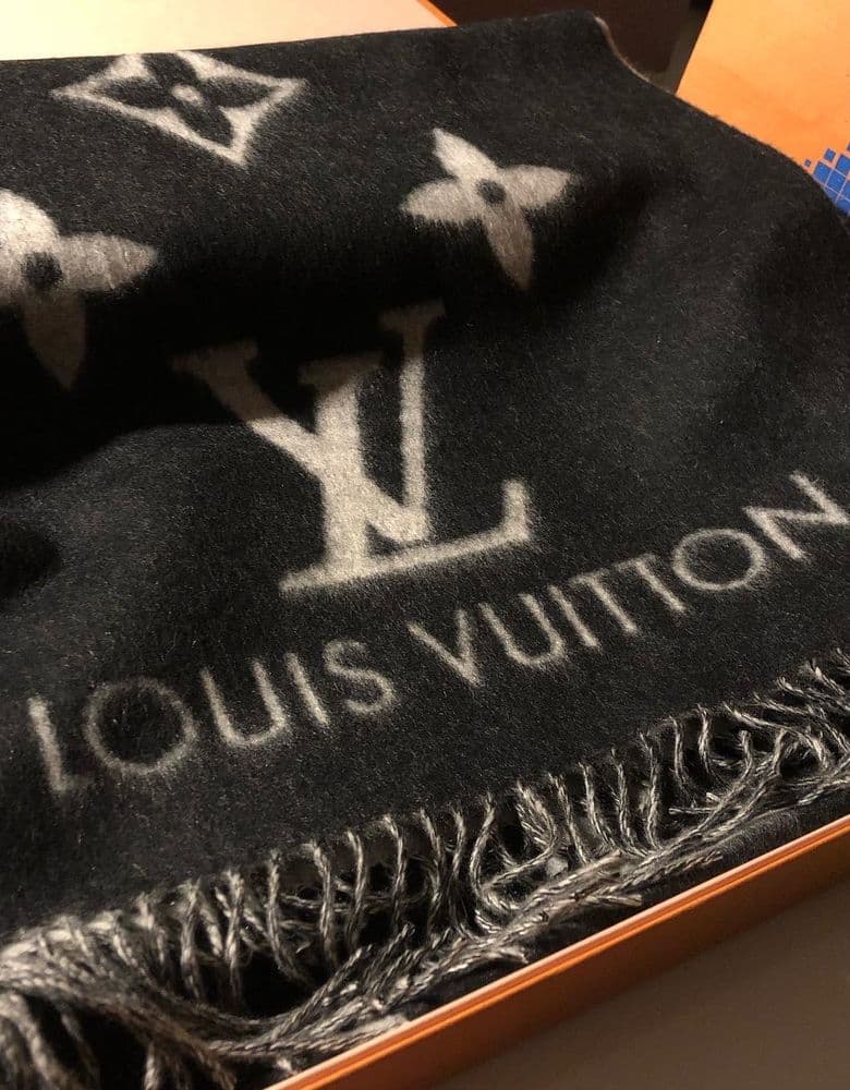 루이비통 레이캬비크 스카프