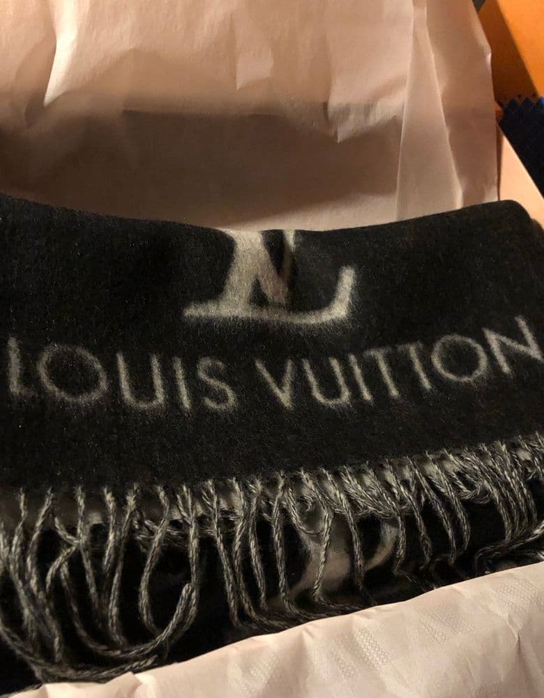 루이비통 레이캬비크 스카프