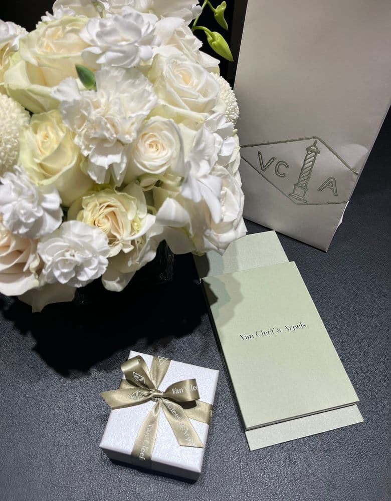 반클리프 알함브라 커넬리언 반지