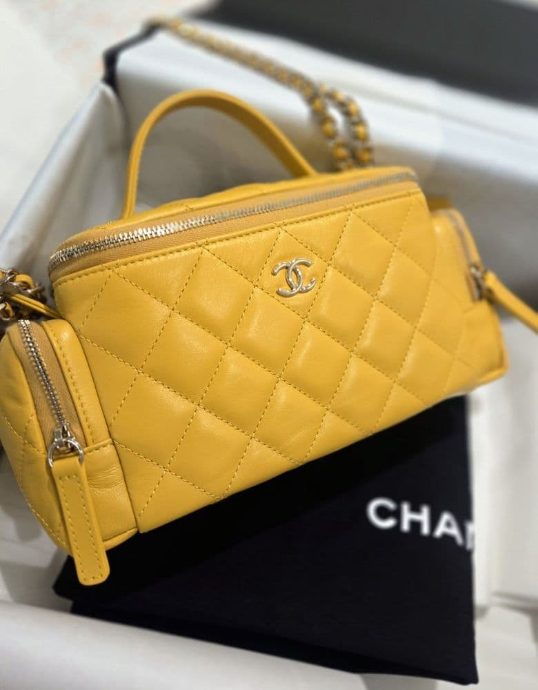 샤넬 코스메틱투포켓케이스백