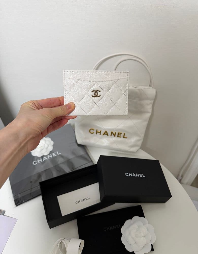 샤넬 화이트 금장 카드지갑