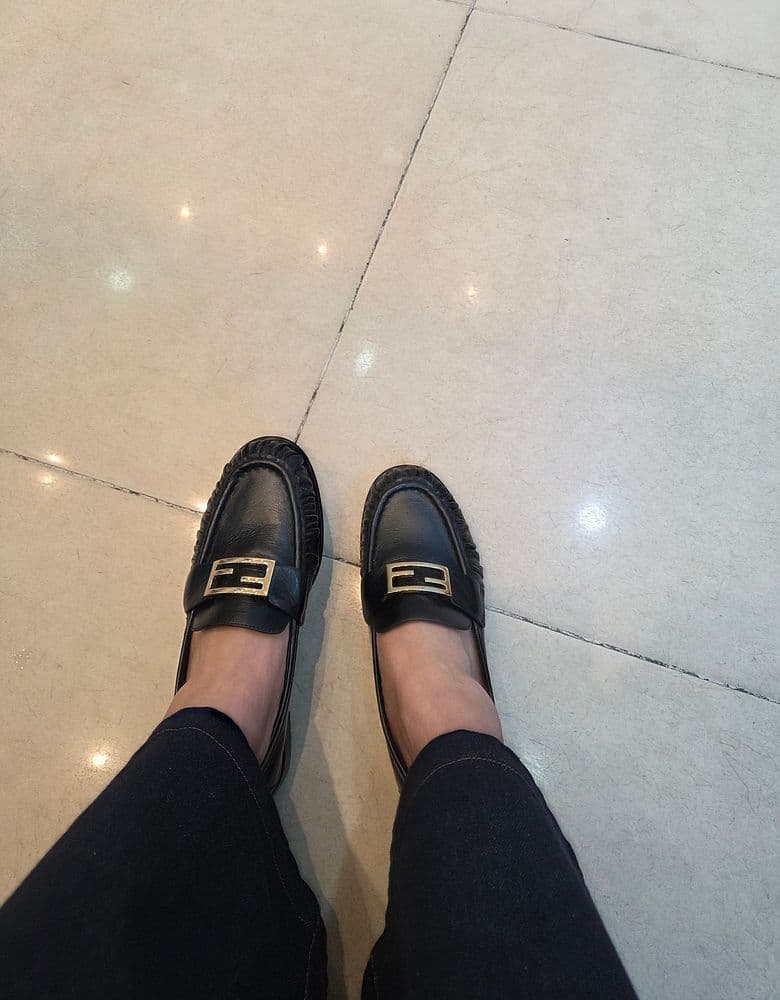 펜디 로퍼, 스카프