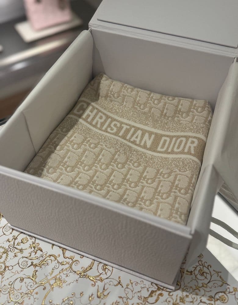 디올 오블리크 나테 골드