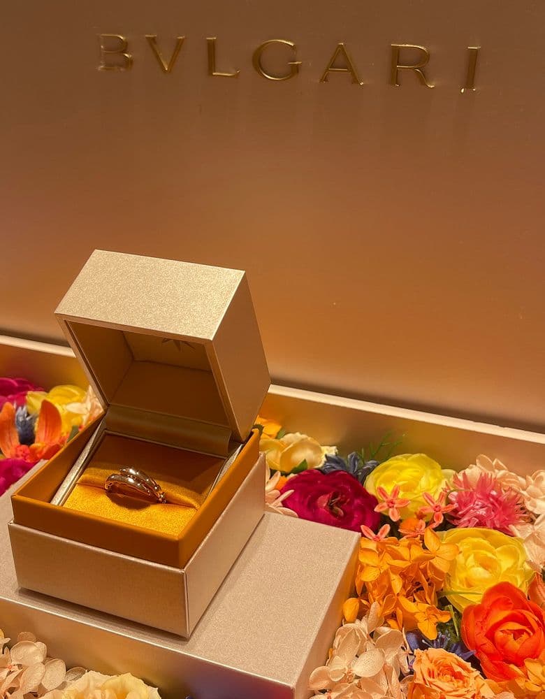 불가리 세르펜티 반지 라지 로즈골드