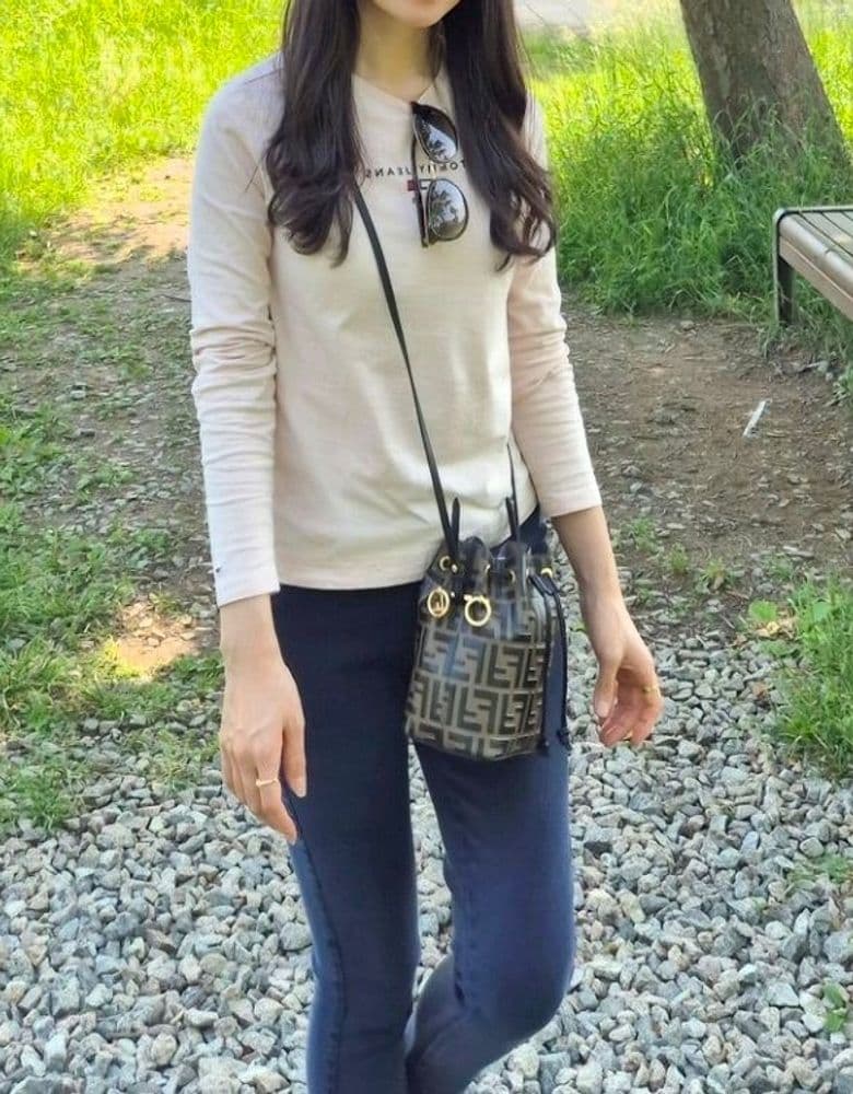 펜디 몬트레조 버킷백(브라운) 착샷 리뷰