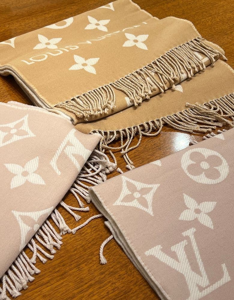 루이비통 LV에센셜 스카프 머플러