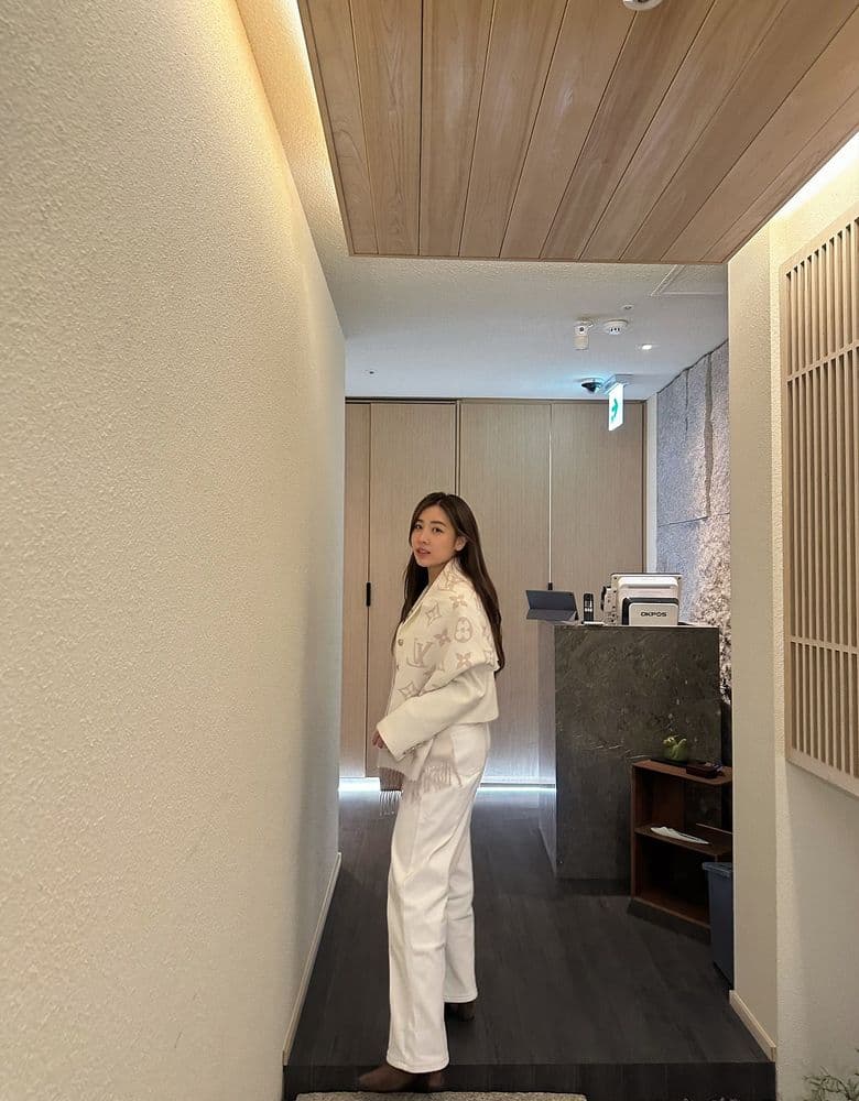 루이비통 LV에센셜 스카프 머플러