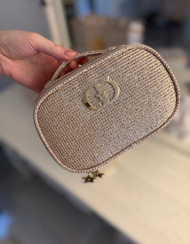 디올 홀리데이 파우치