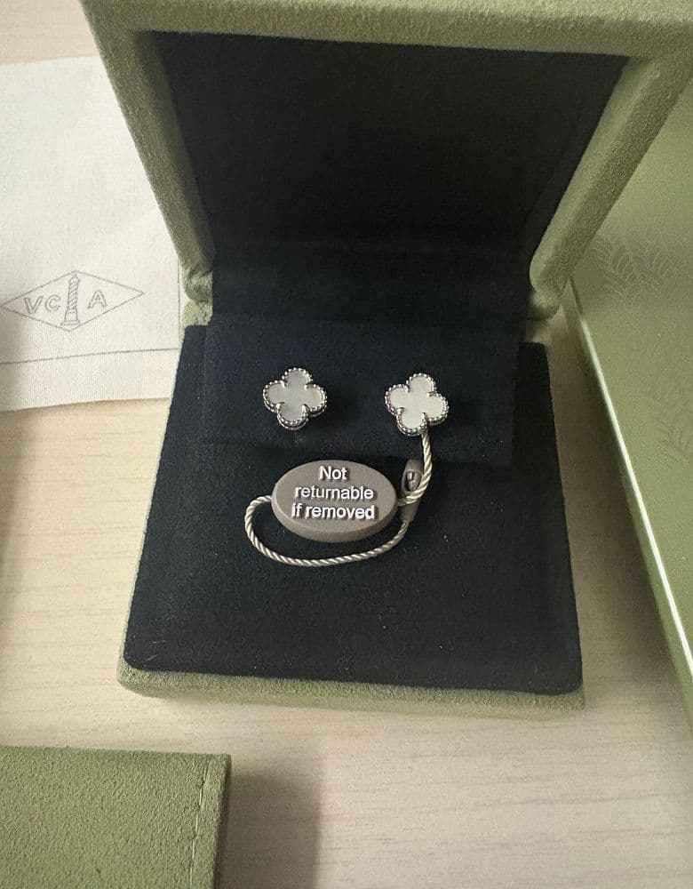 반클리프 알함브라 스윗 마더오프펄 화이트 골드