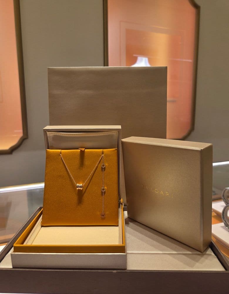 루이비통니트,불가리 비제로원 목걸이