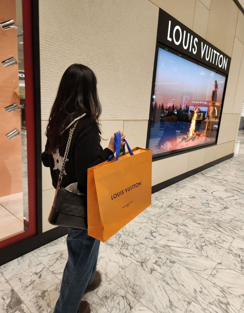 루이비통니트,불가리 비제로원 목걸이