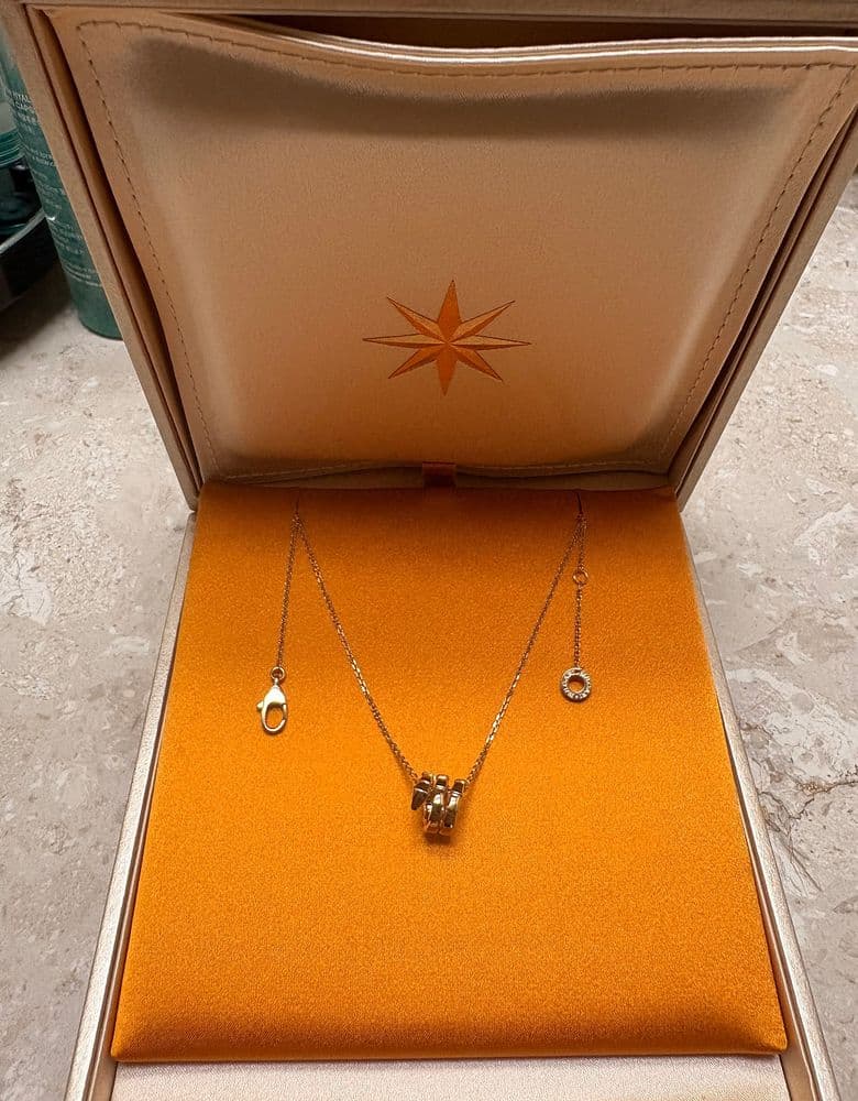 불가리 신상 세르펜티 미니 목걸이