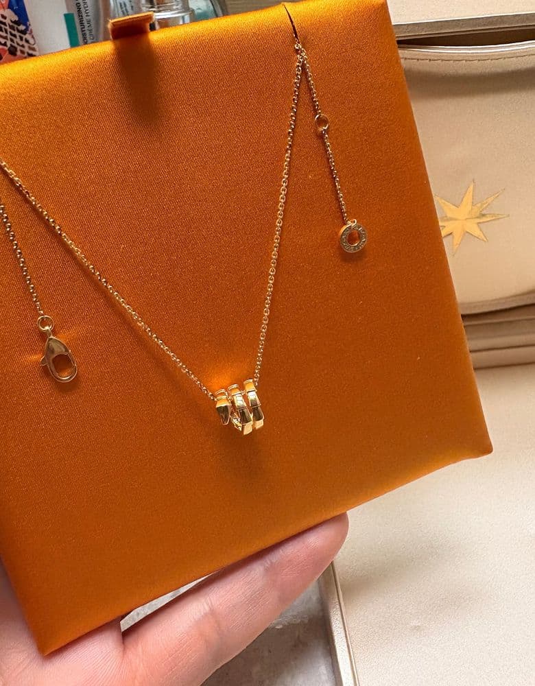 불가리 신상 세르펜티 미니 목걸이