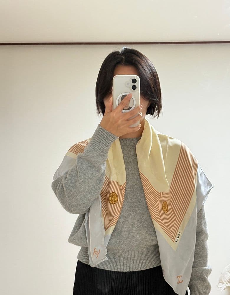 샤넬 스카프 AAB623