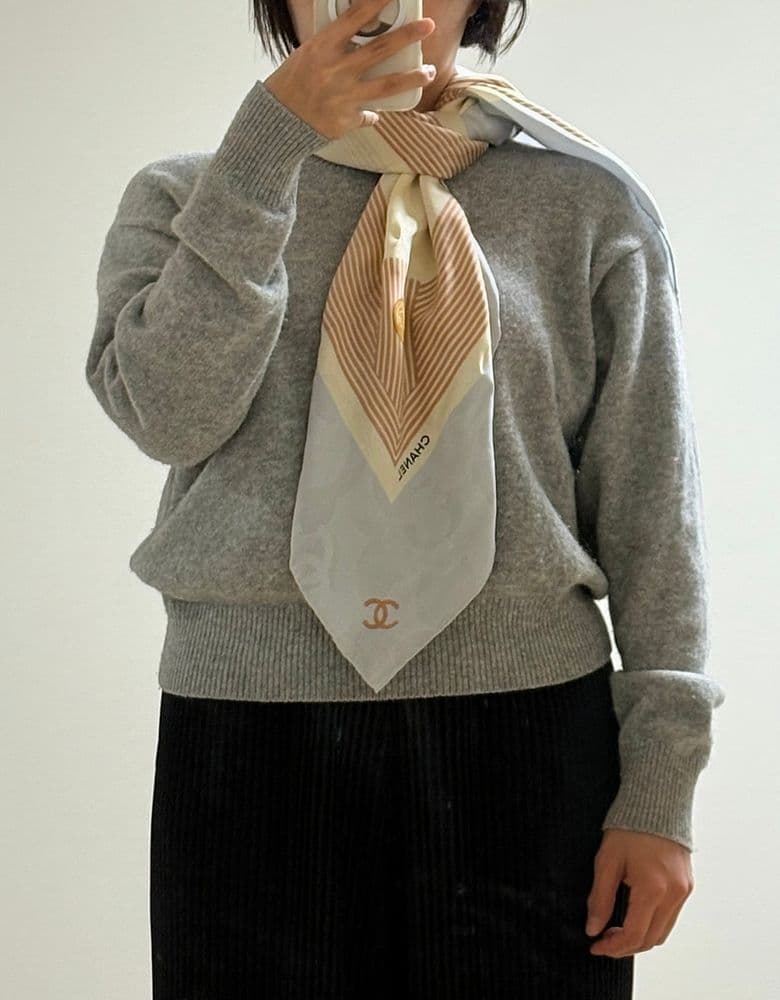 샤넬 스카프 AAB623