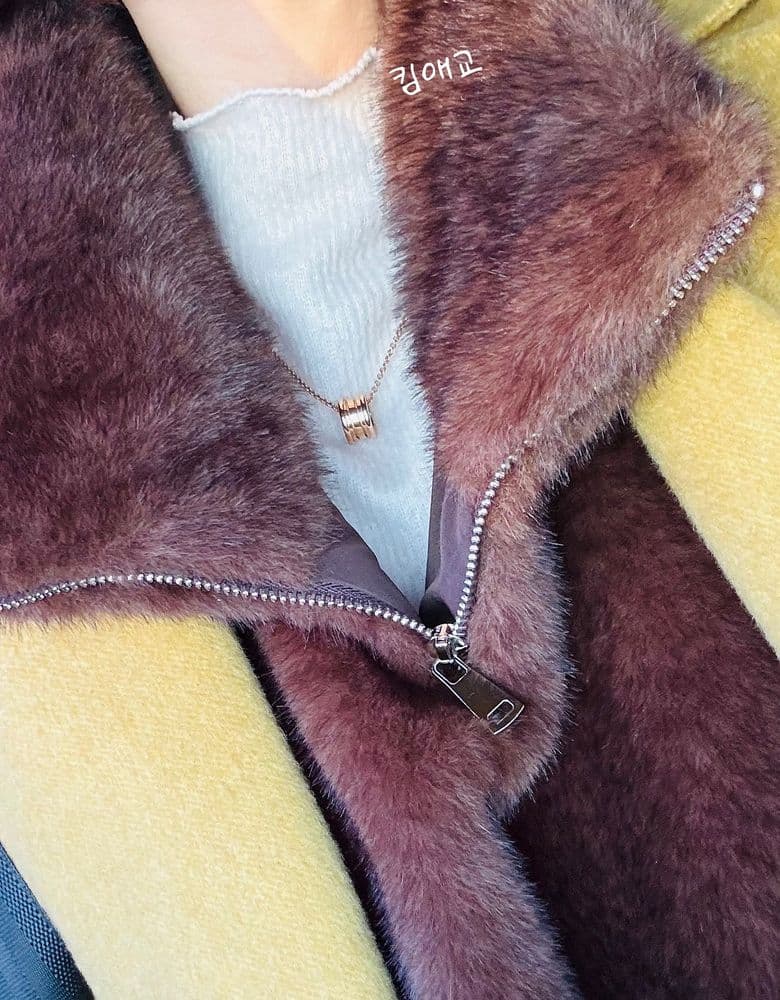 불가리 비제로원 (겨울 목폴라 코디)