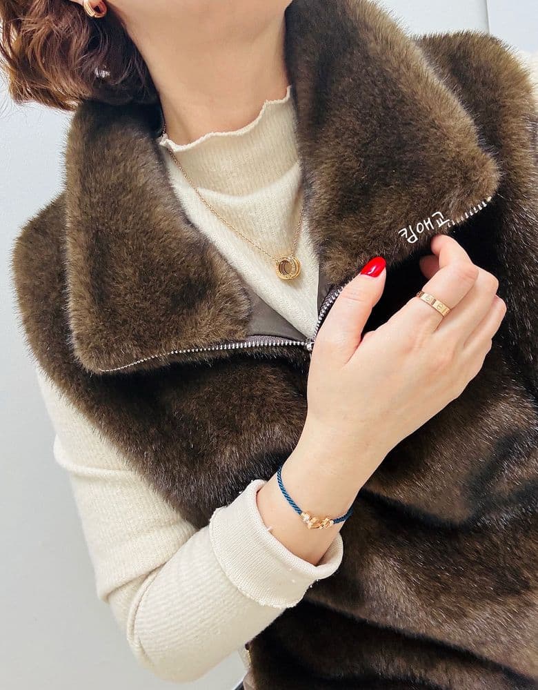 불가리 비제로원 (겨울 목폴라 코디)