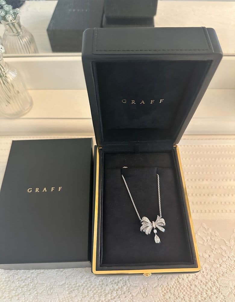 그라프 틸다의보우