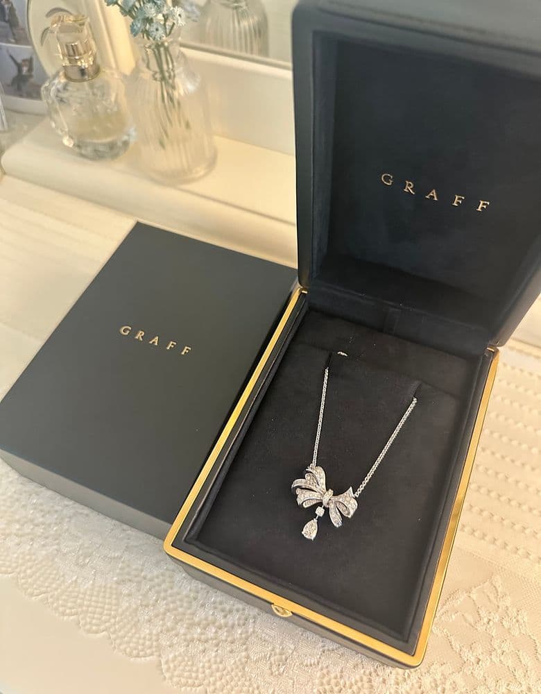 그라프 틸다의보우