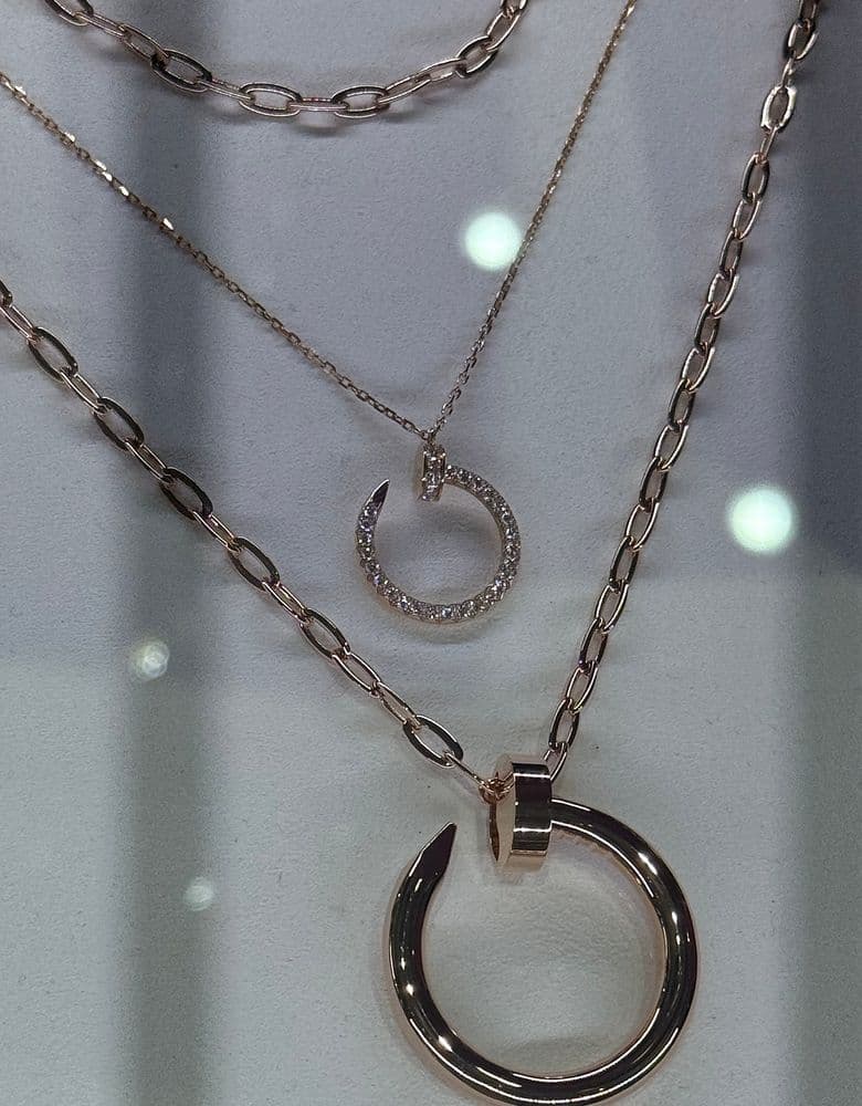 까르띠에 저스트 앵끌루 파베 목걸이, 팔찌