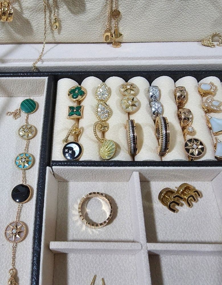 루이비통 컬러블라썸 목걸이