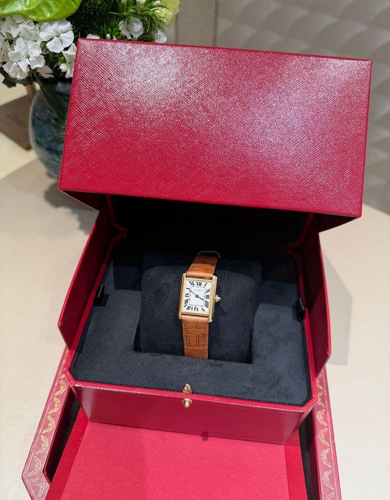 까르띠에 탱크루이 옐로우 골드 후기