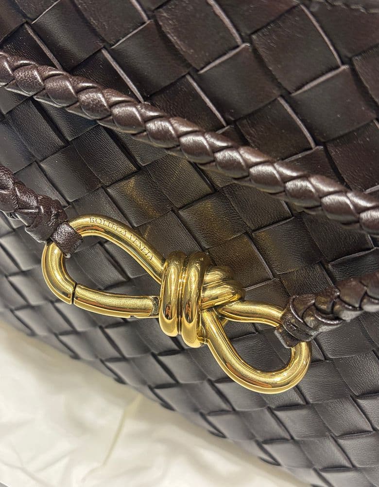 보테가베네타 안디아모 폰단트 