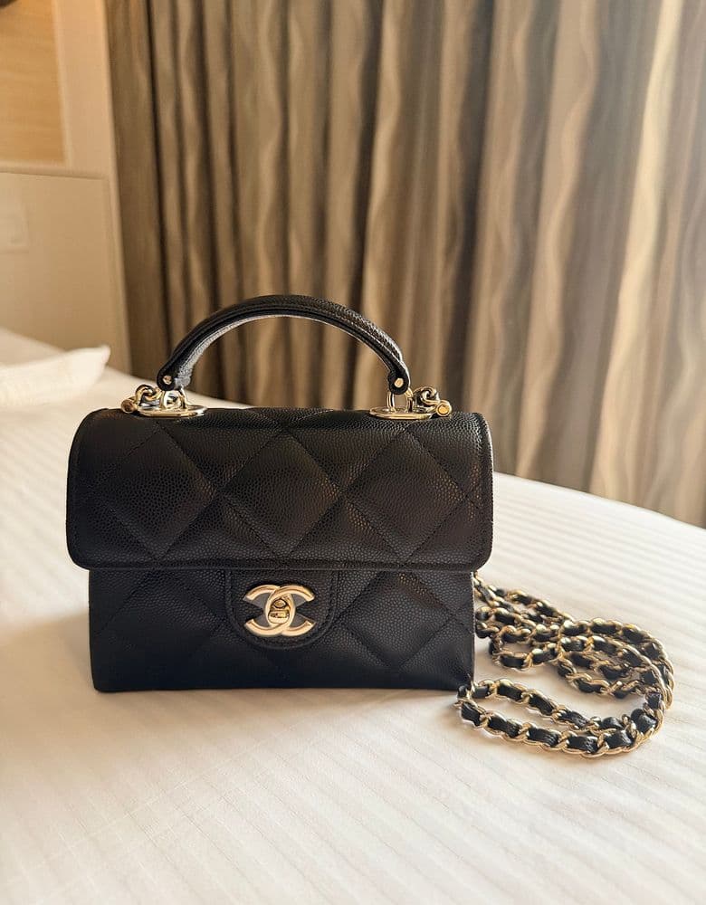 샤넬 레트로 트위스트 미니