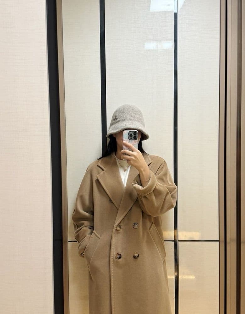 막스마라 마담, 마누엘라