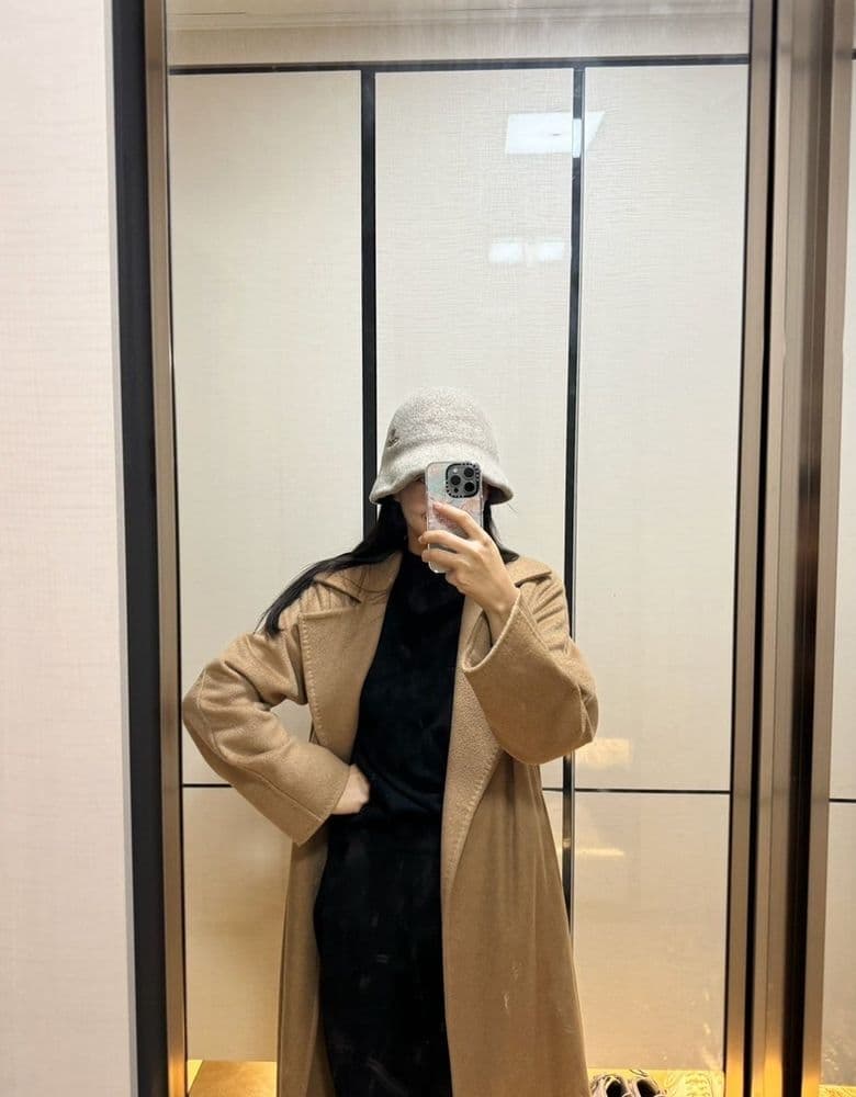 막스마라 마담, 마누엘라