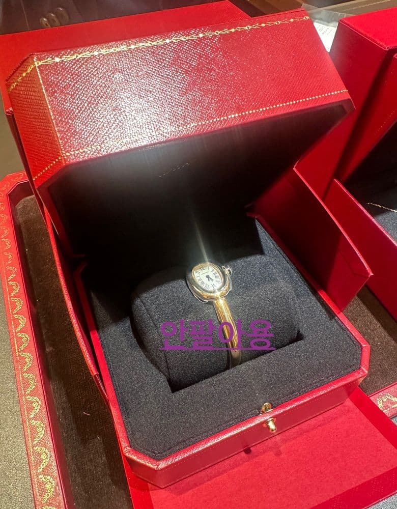 까르띠에 베누아 미니 뱅글시계