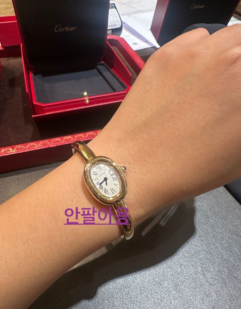 까르띠에 베누아 미니 뱅글시계