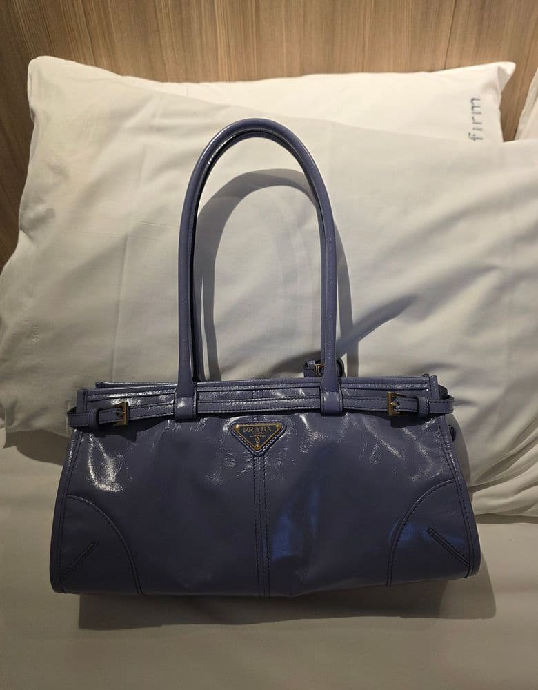 프라다 보니백 블루 미듐