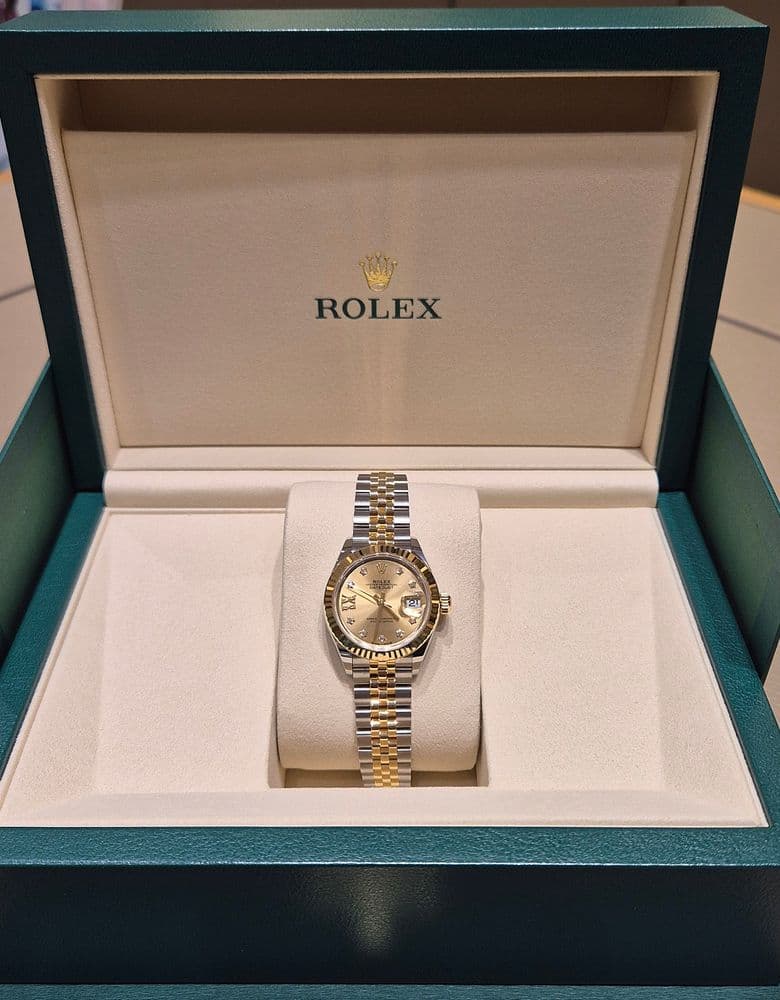 롤렉스 레이디 데이저스트, 디올 미차