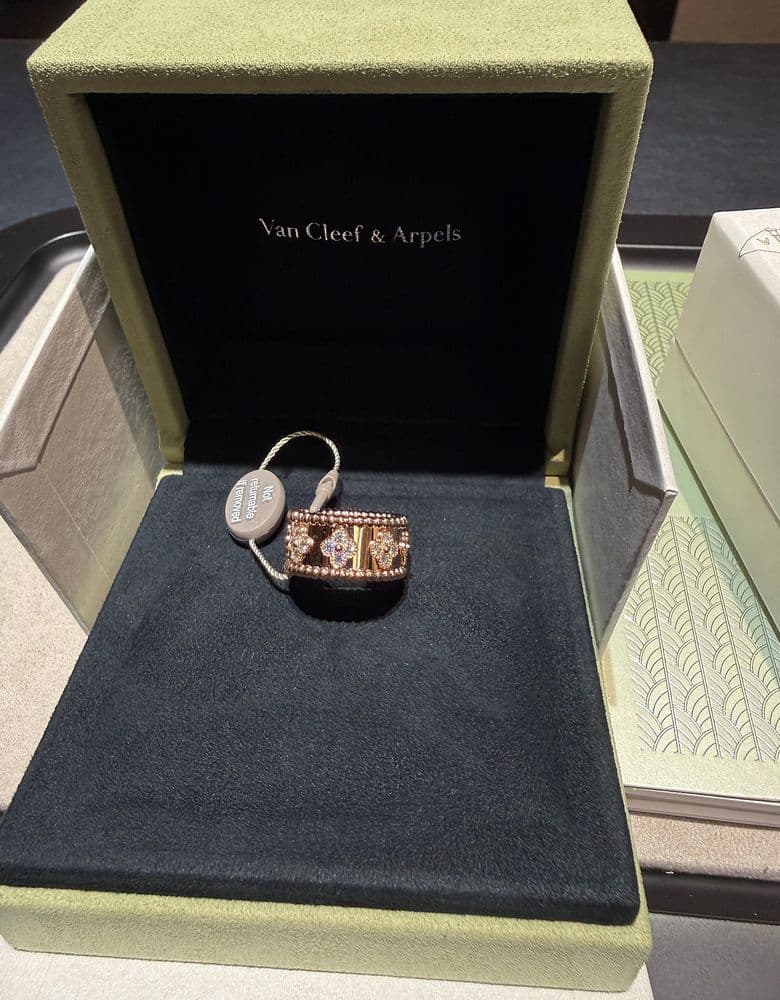 반클리프 빼를리 클로버 링