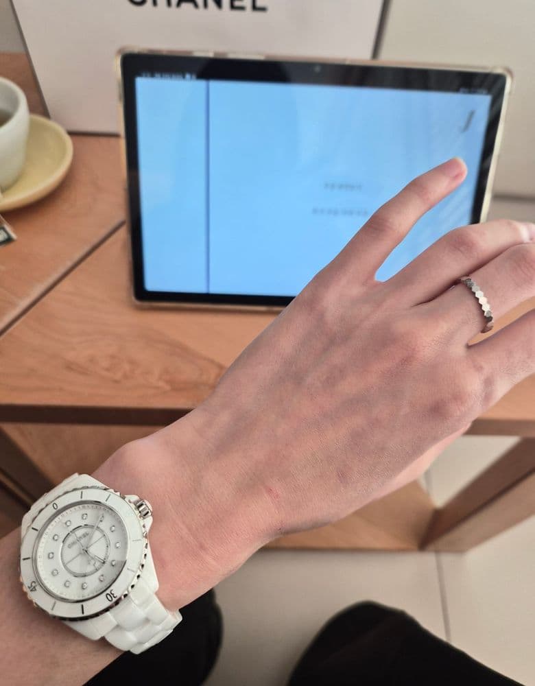 샤넬 j12 화이트 시계