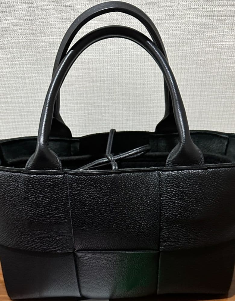 보테가베네타 아르코 미니