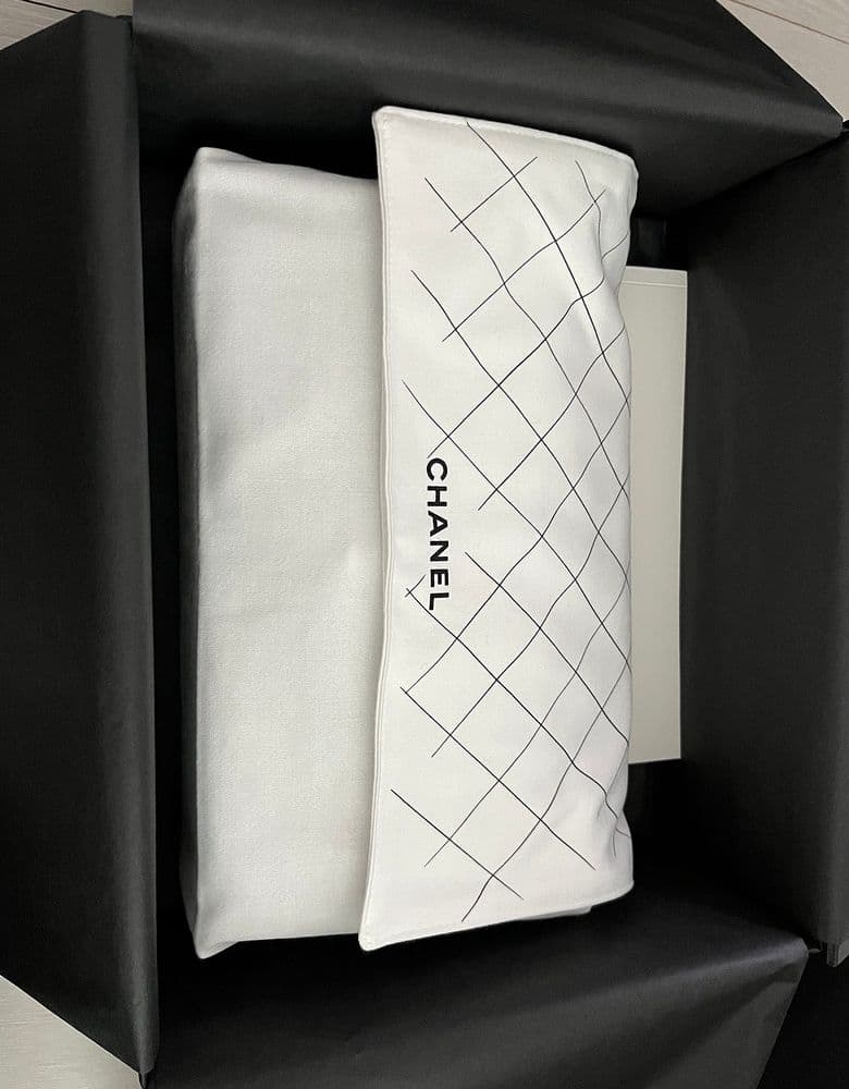 샤넬 클래식 미니 캐비어 은장